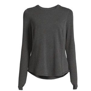Avia Performance Long Sleeve T-Shirt with thumbholes Size Small